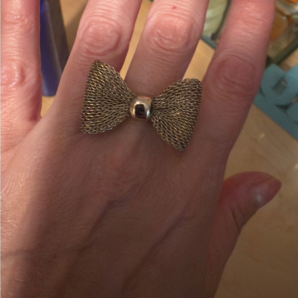 Unique LC Lauren Conrad Gold Bow Ring